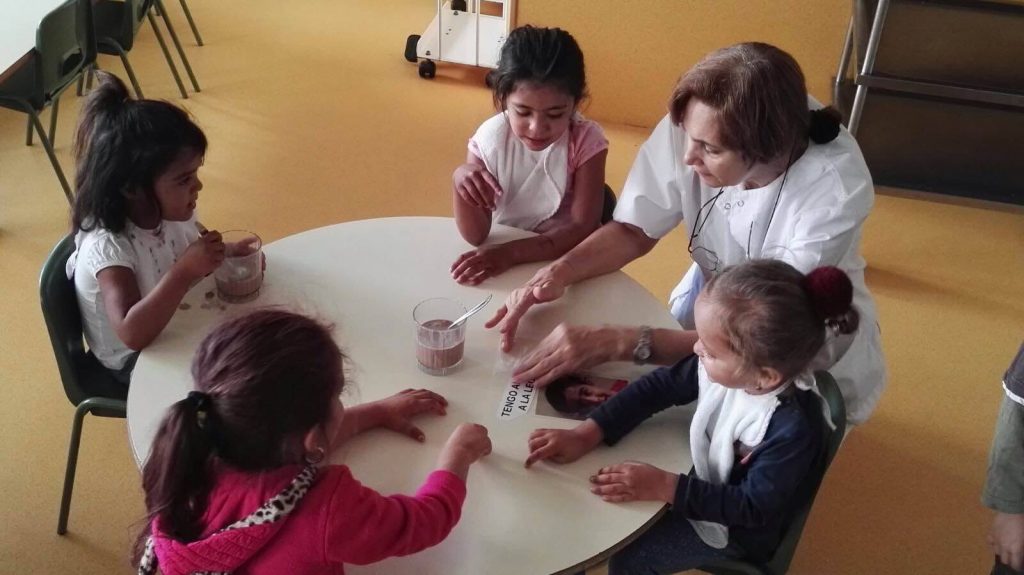 escolarizaci&oacute;n_ni&ntilde;os_poblado_el_gallinero